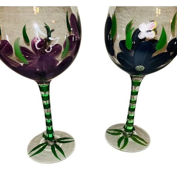 Hand-Painted Purple Flower Butterfly Wine Glass Set - Picture 4 of 4
